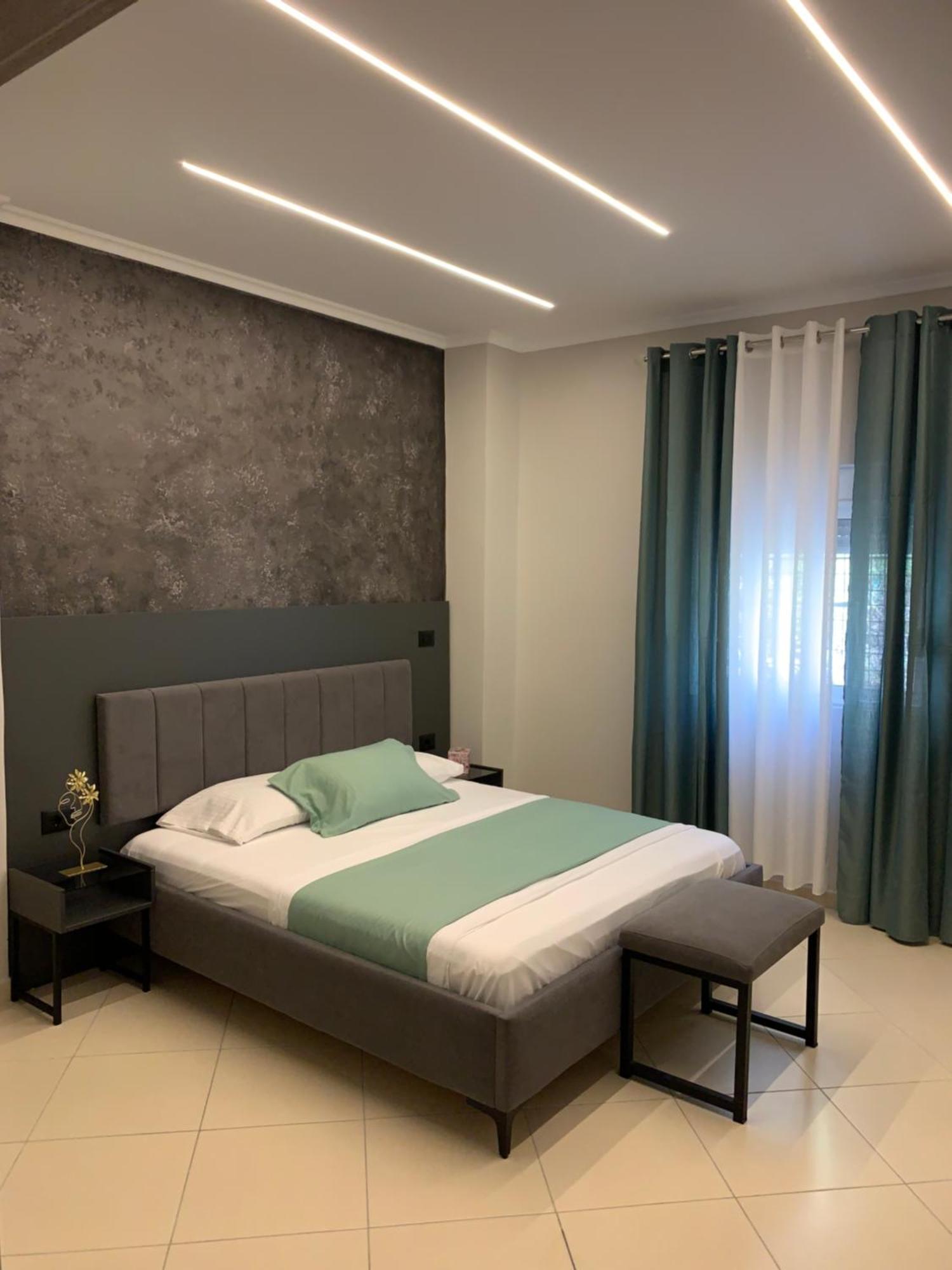 Melina House
